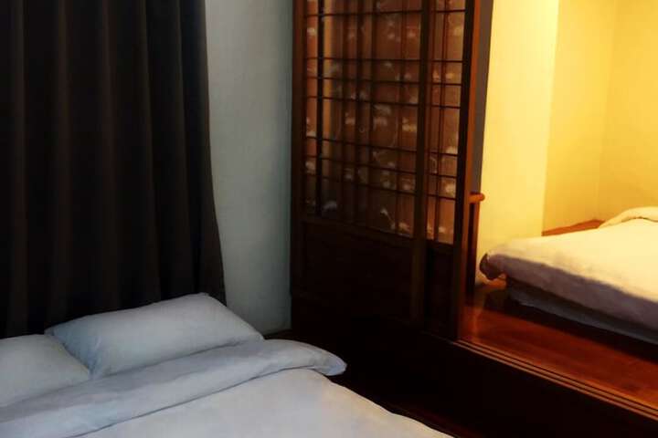 Room 6 of 46