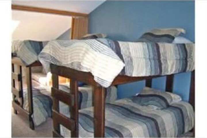 Room 30 of 105