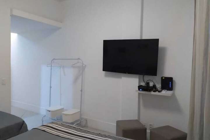 Room 2 of 11