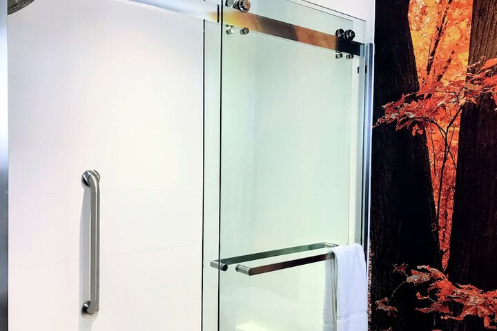 Bathroom shower
