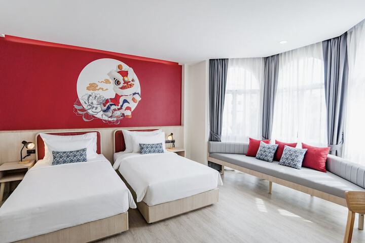 Room 57 of 190