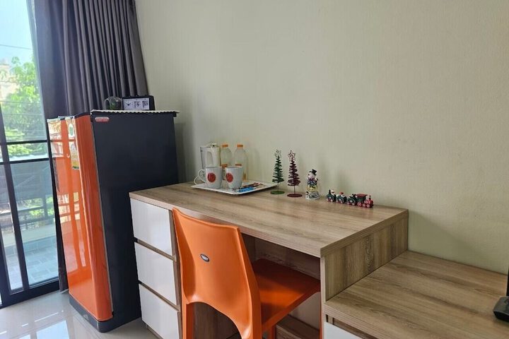 Room 18 of 36