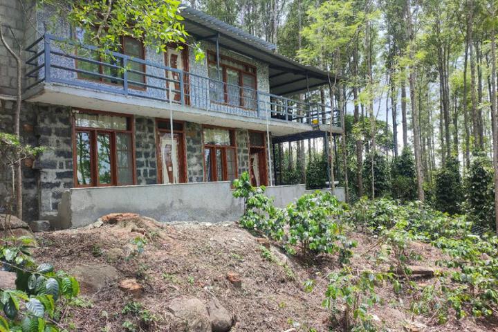 Cholai Resorts & Hotels