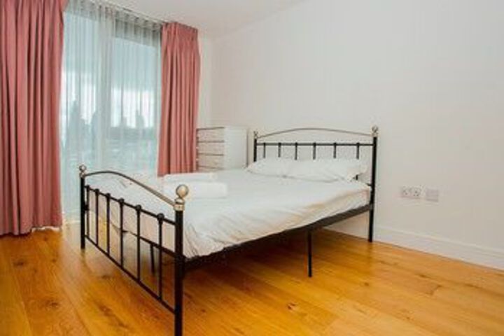 Room 15 of 28