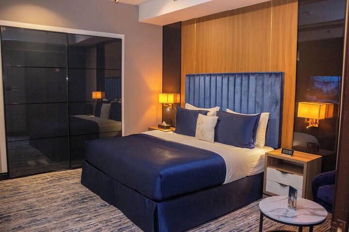 Room 16 of 61