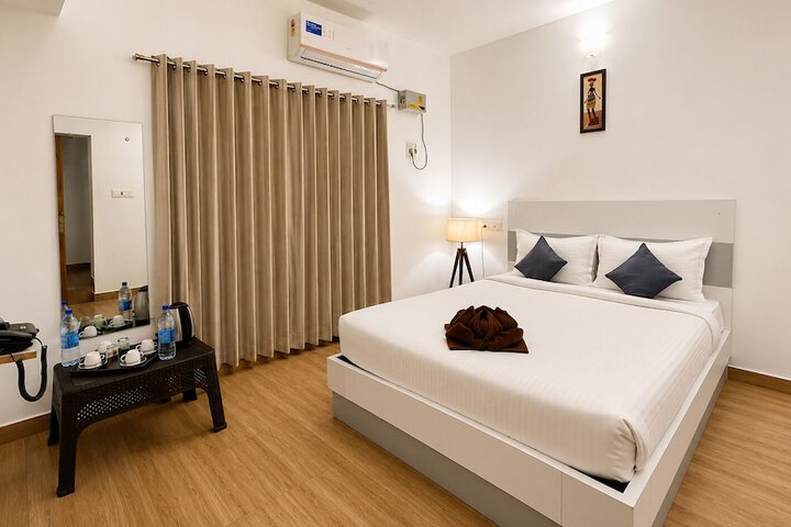 Room 9 of 27