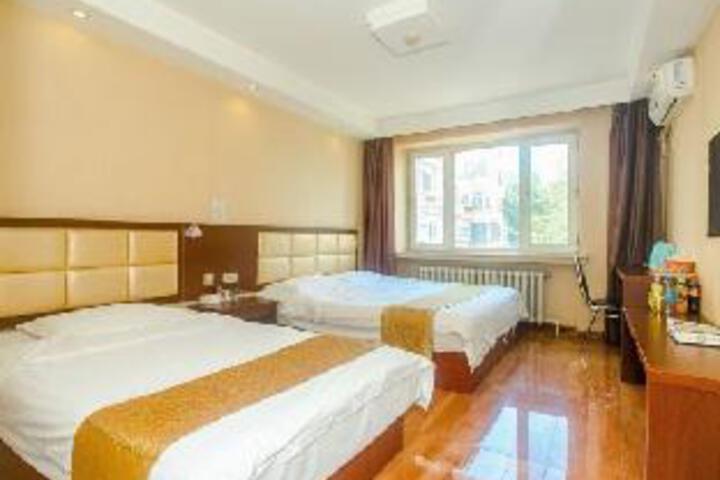 Room 20 of 20