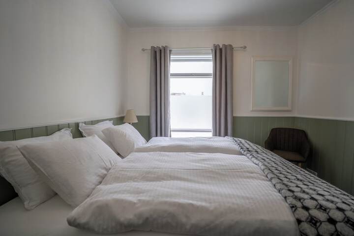 Room 86 of 179