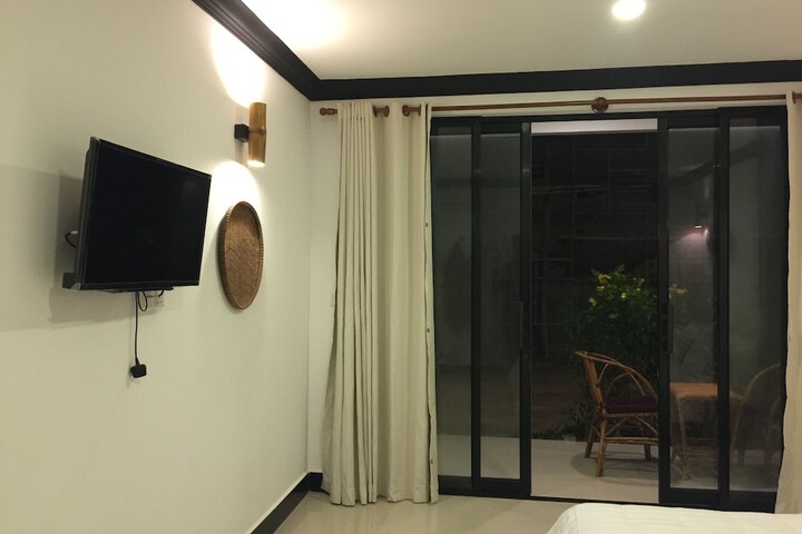 Room 7 of 36