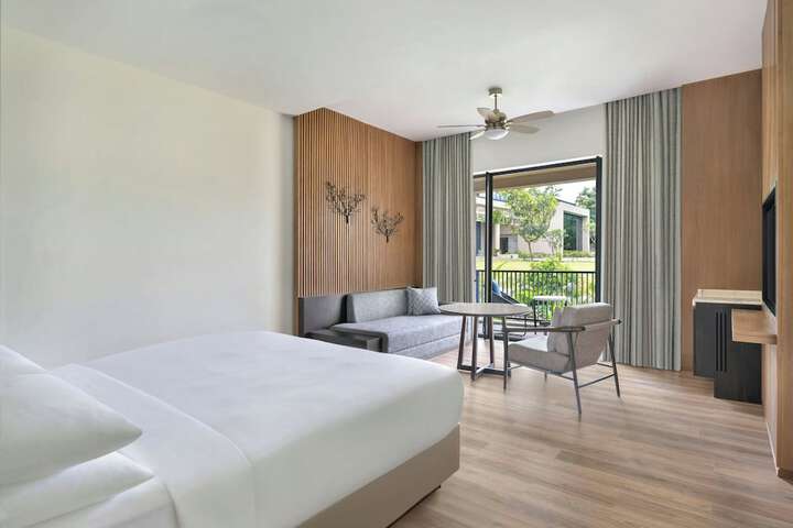 Room 5 of 34