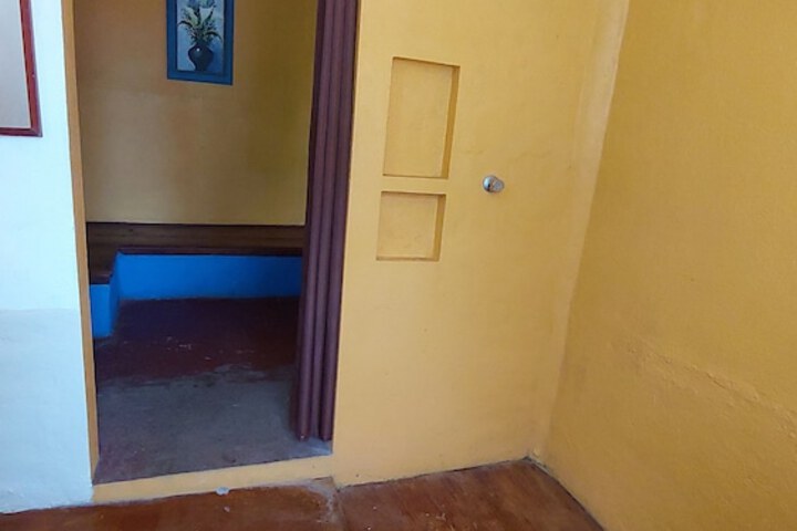 Room 49 of 67