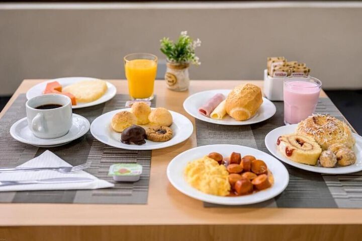 Breakfast meal