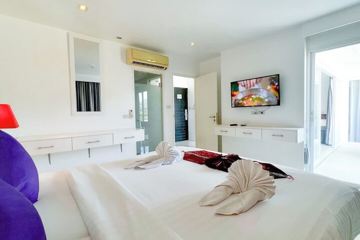 Room 28 of 78