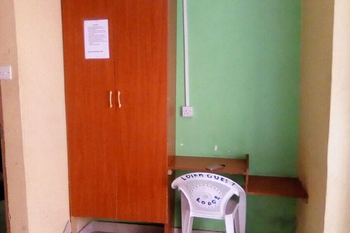 Room 18 of 24