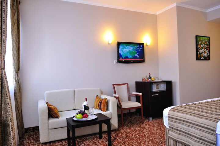 Room 7 of 22