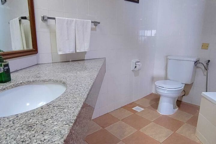 Room 429 of 650