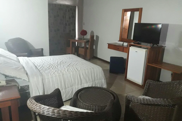 Room 3 of 4