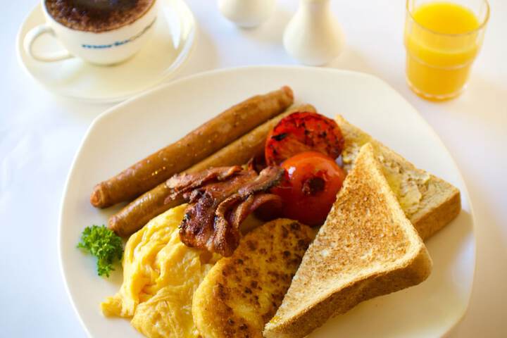 Breakfast/Coffee Service 20 of 31