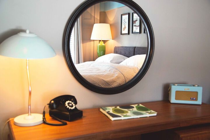 Room 4 of 74