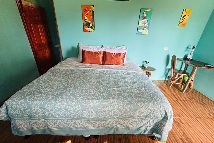 Room 12 of 46