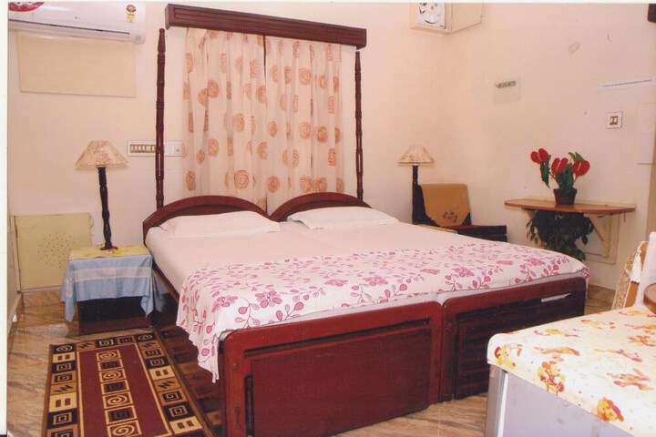 Room 21 of 50