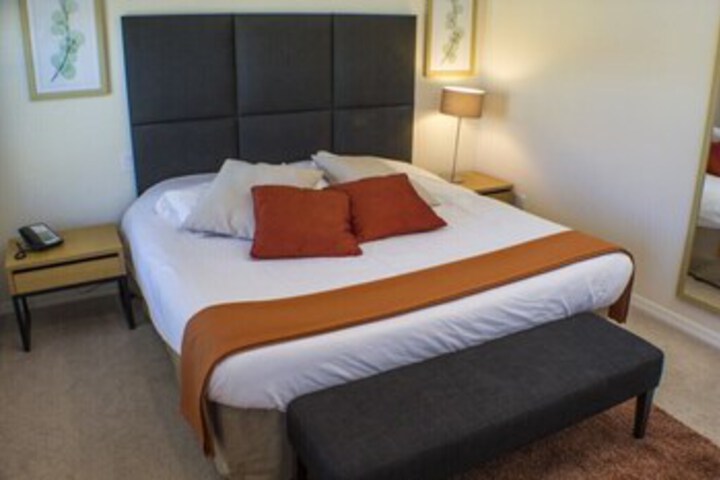 Room 12 of 14