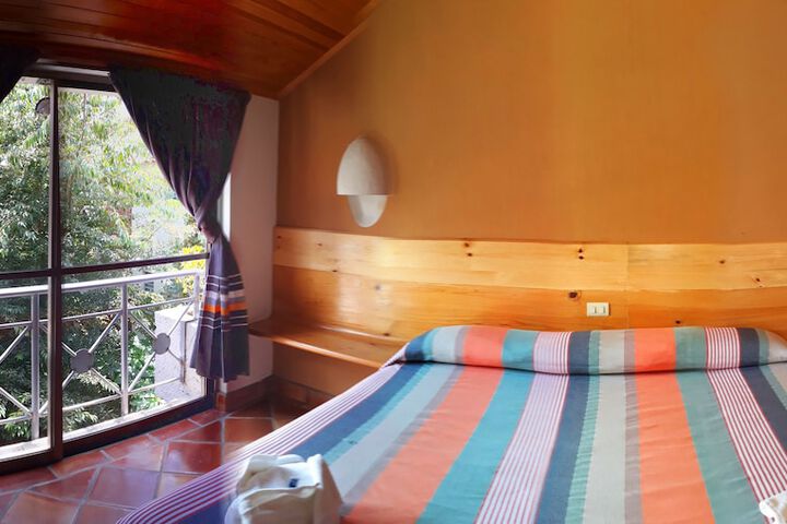 Room 21 of 52