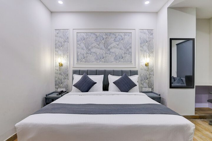 Room 18 of 31