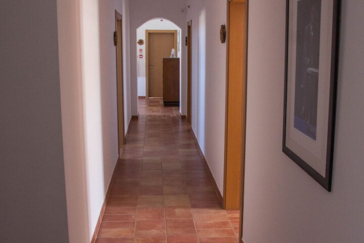 Hotel 2 of 64
