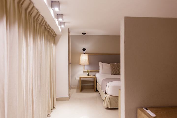 Room 26 of 70