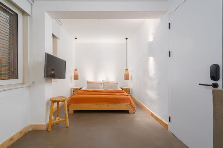 Room 17 of 78