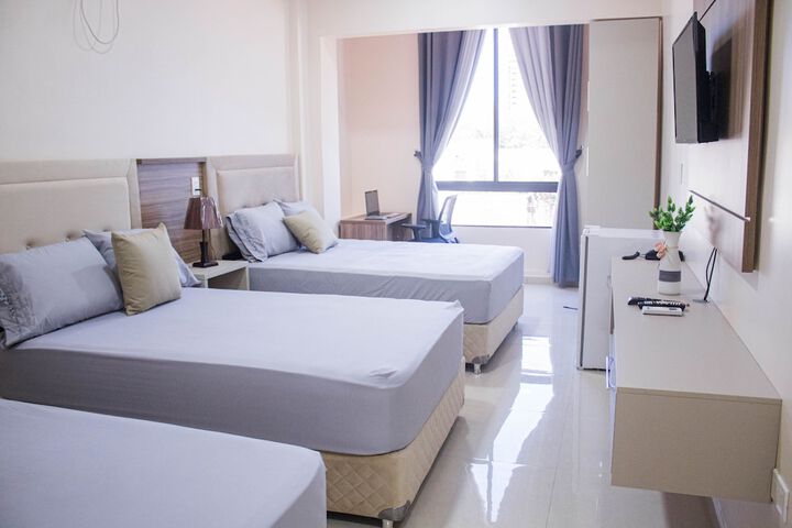 Room 4 of 24