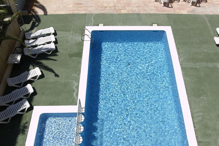Pool Hotel