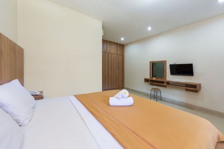Room 9 of 46