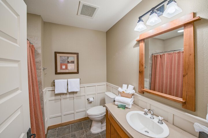 Room 15 of 34
