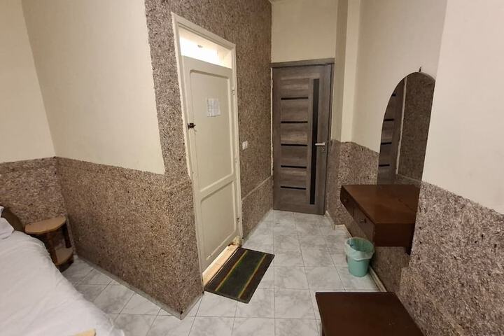 Room 16 of 51