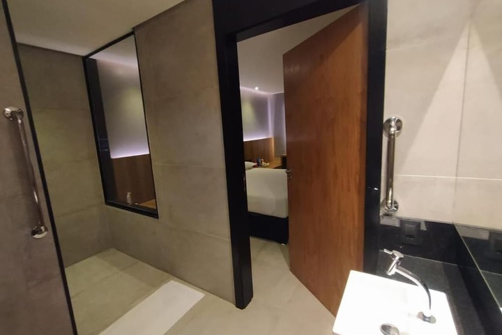 Room 34 of 56