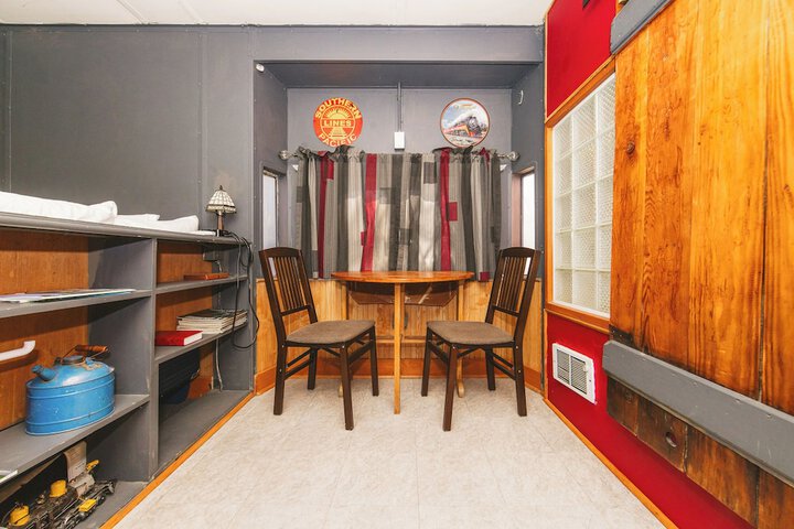 Room 17 of 56