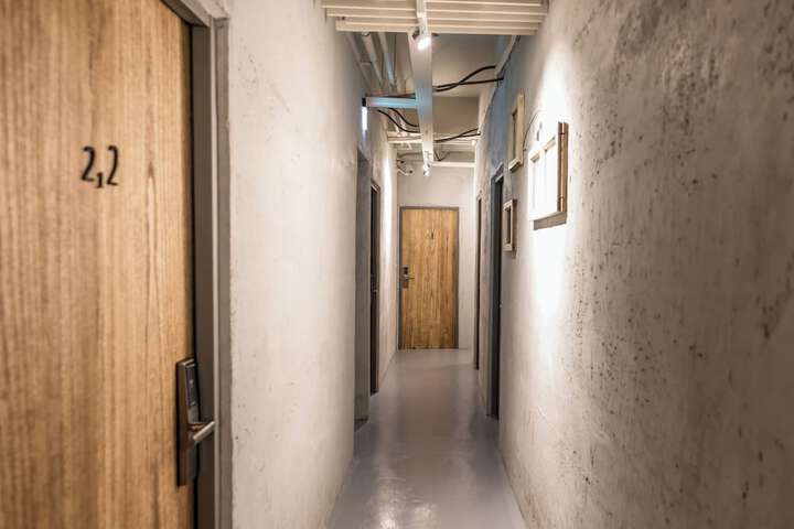 Room 56 of 99