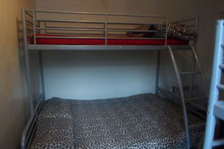 Room 7 of 15