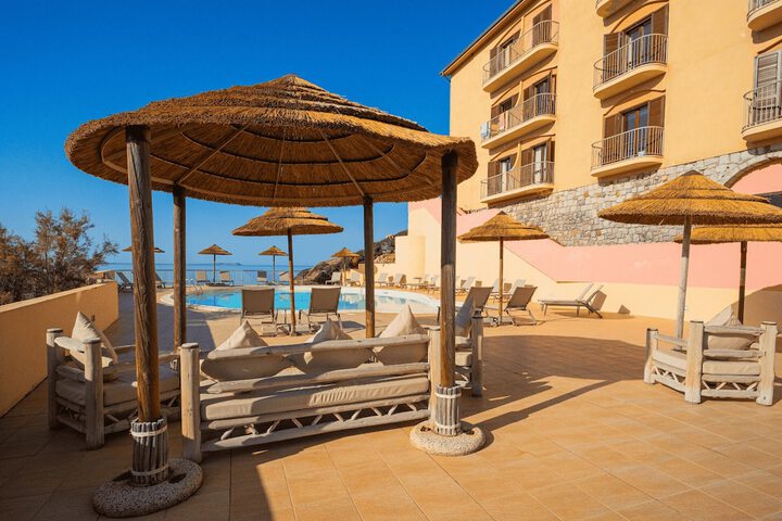 Pools & Facilities