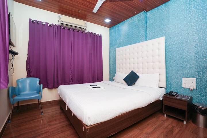 Room 20 of 38