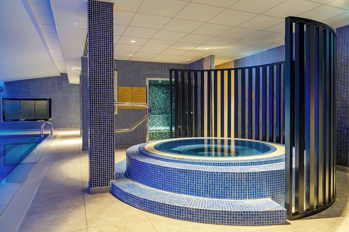 Pool 68 of 118