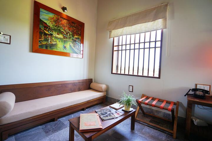 Room 27 of 52