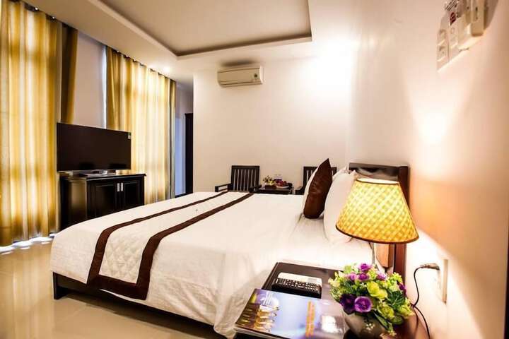 Room 18 of 34
