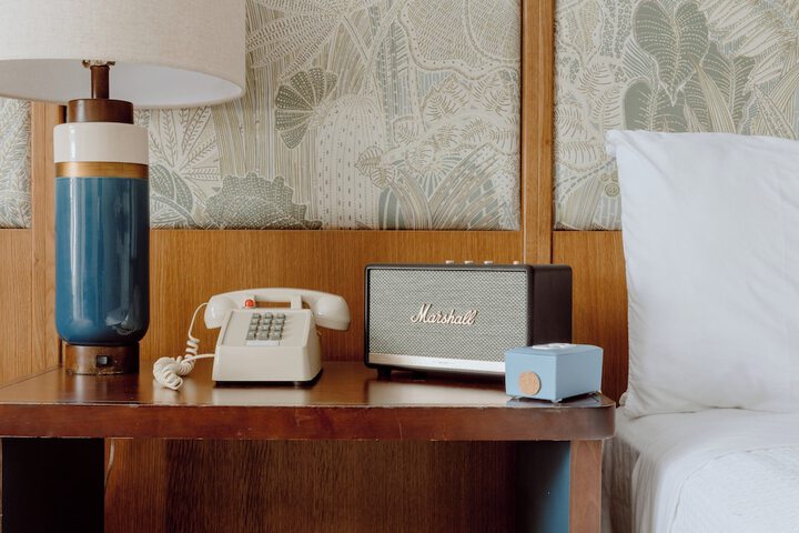 Room amenity