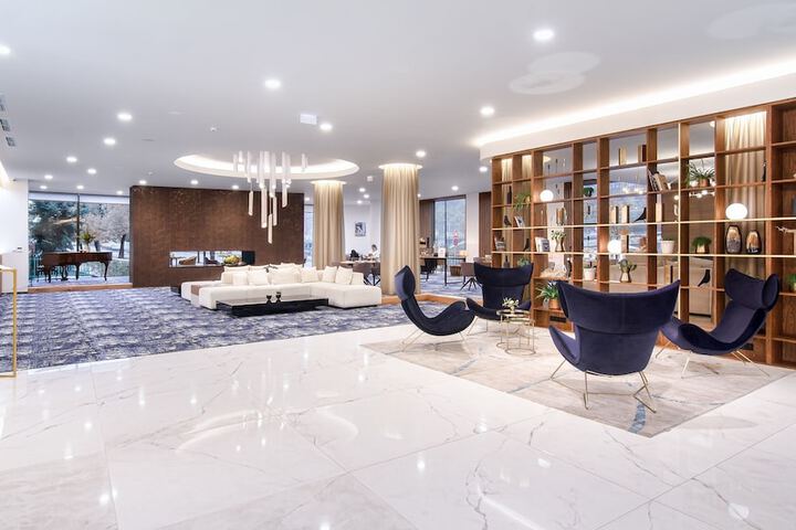 Lobby Entry