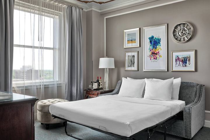 Room 21 of 74