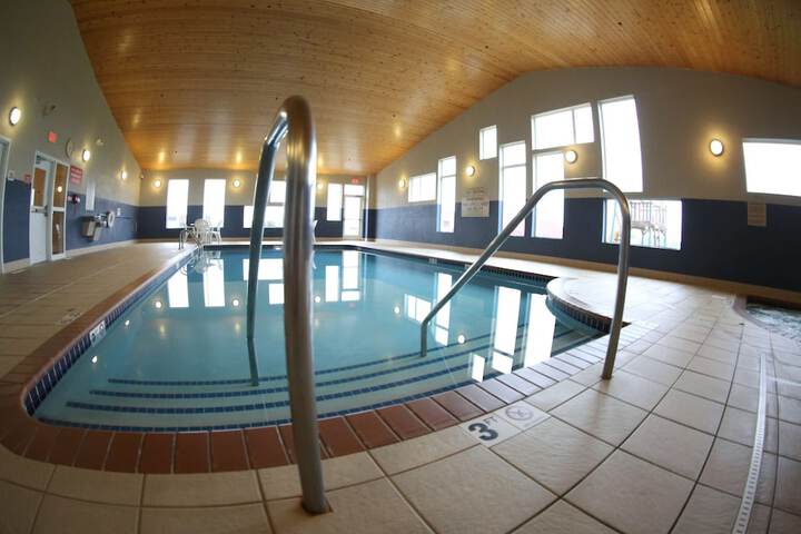 Pool 29 of 44
