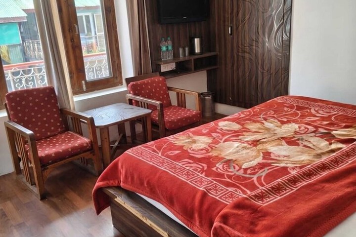 Room 11 of 22